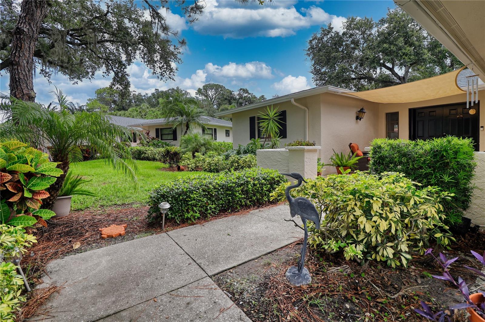 7149 FAIRWAY BEND CIRCLE