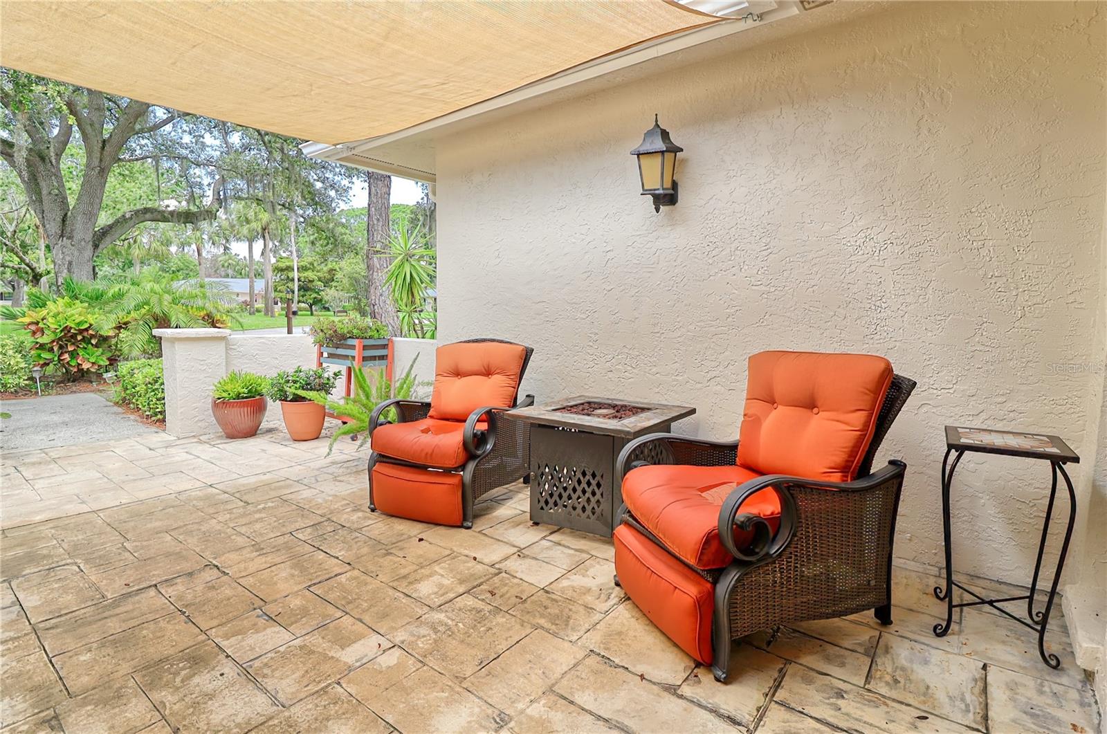 7149 FAIRWAY BEND CIRCLE