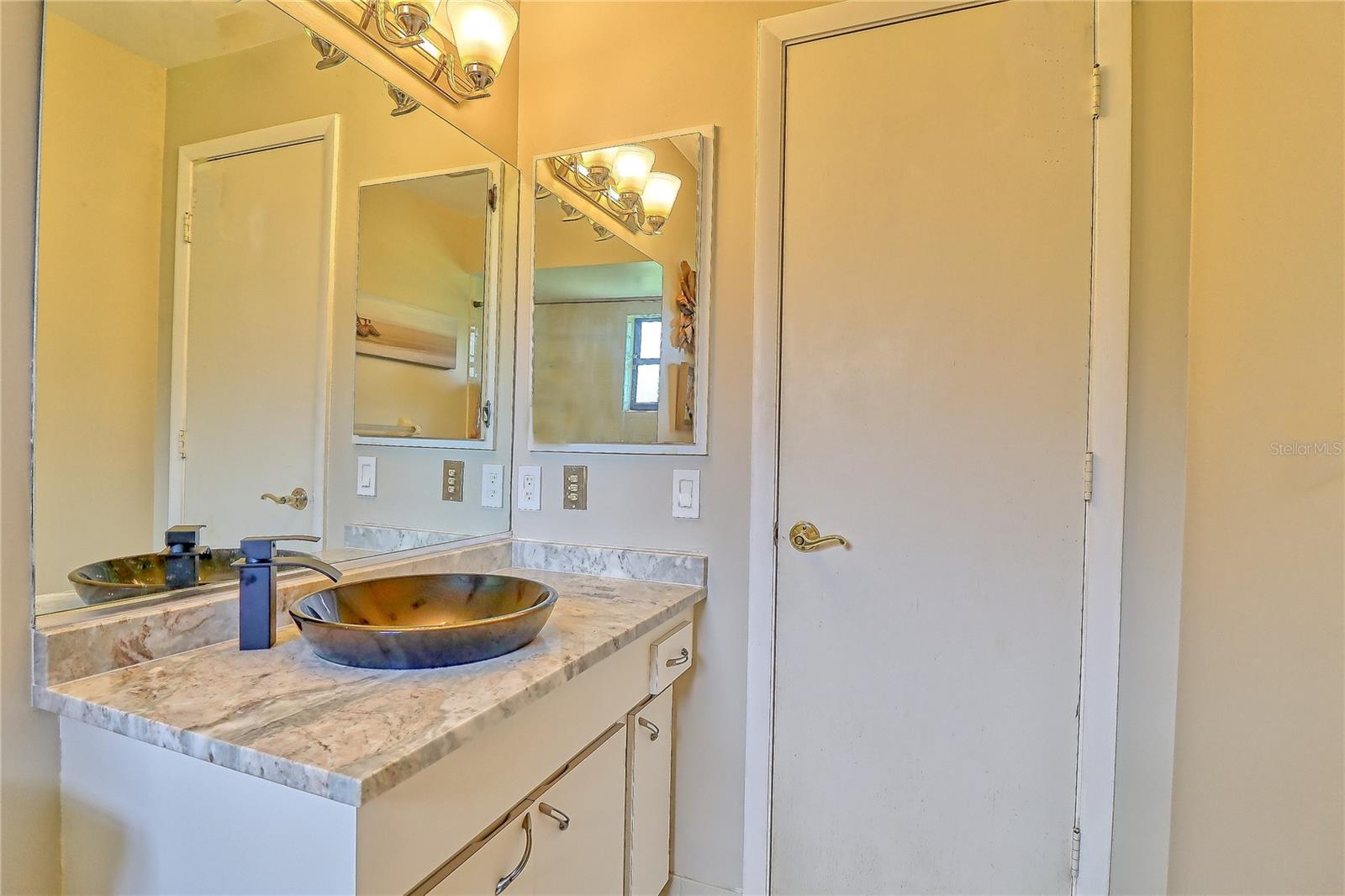 PALM-AIRE AT SARASOTA 11-A - Residential