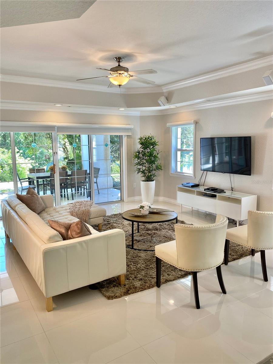 VILLAS AT REUNION SQUARE P3 CONDO - Residential Lease