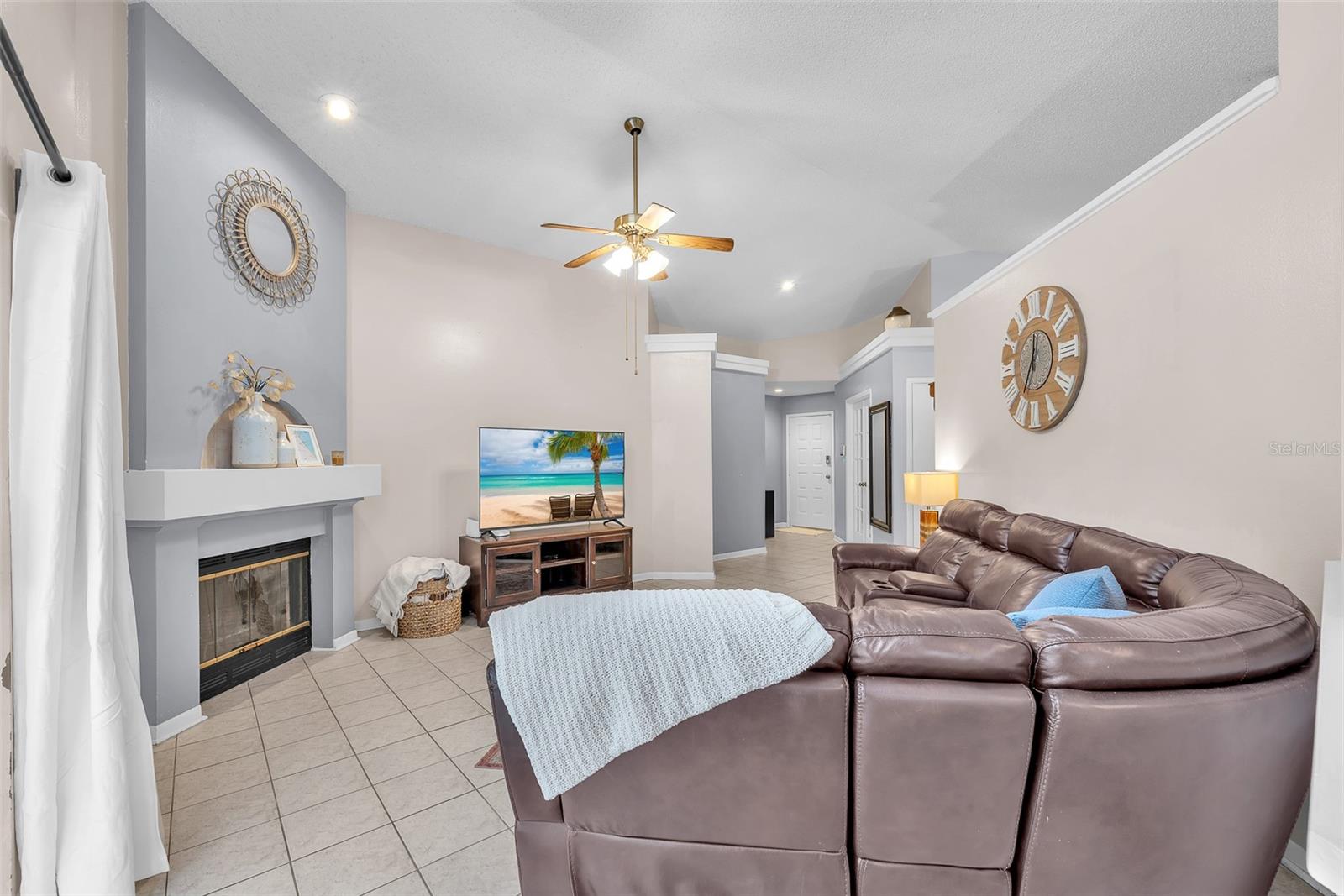 BLOOMINGDALE HILLS SEC C U - Residential