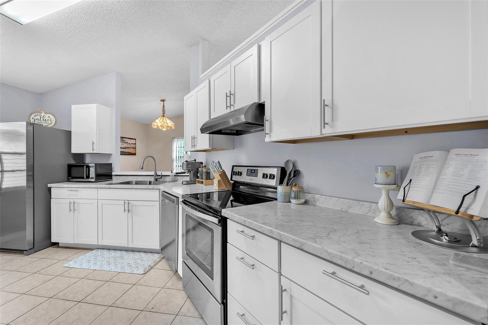 BLOOMINGDALE HILLS SEC C U - Residential