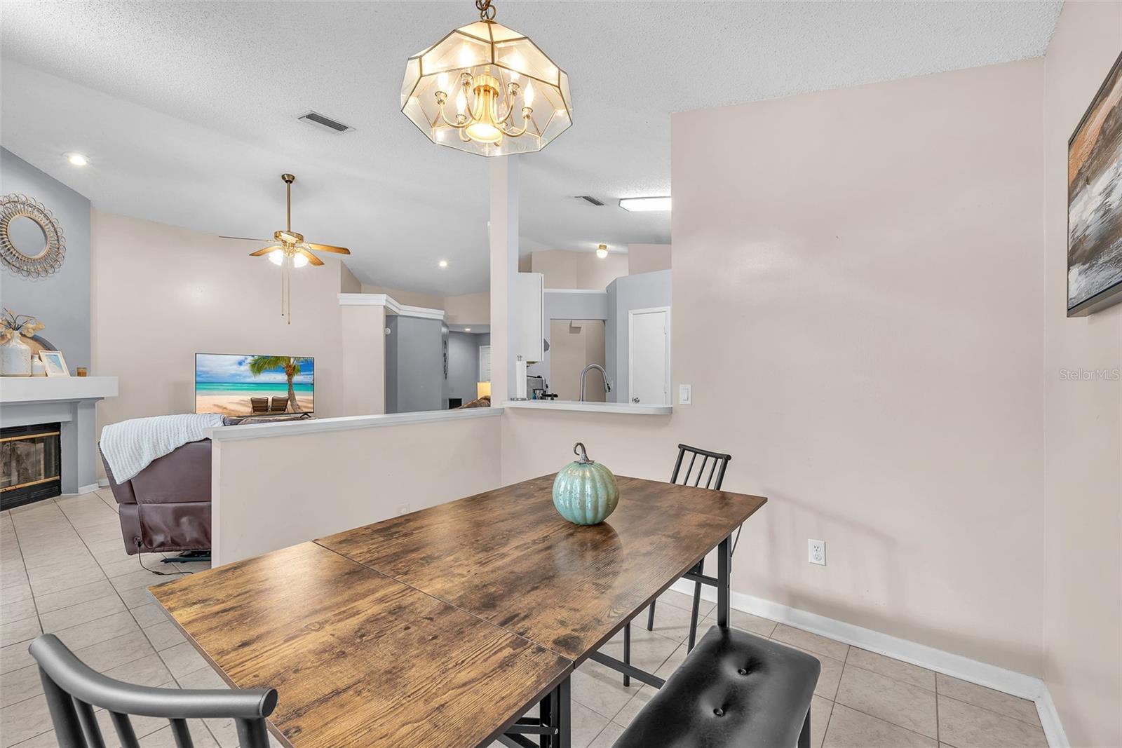 BLOOMINGDALE HILLS SEC C U - Residential