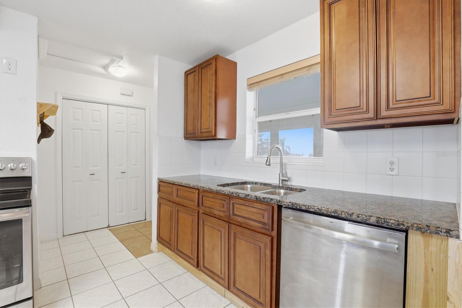 GULF SHORES - Residential