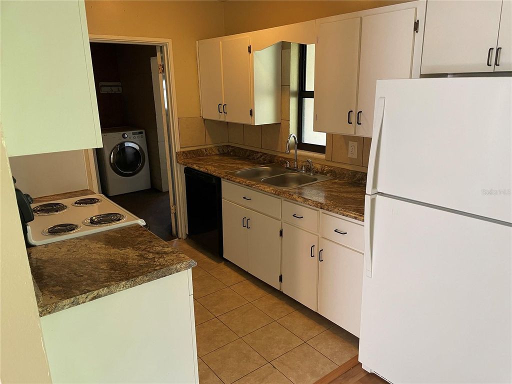 Photo of 4706 Robbins Avenue, Orlando, FL 32808 (MLS # O6378752)