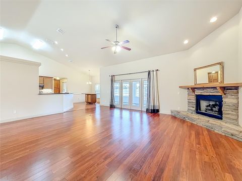 Tiny photo for 780 NE 100th Street, Ocala, FL 34479 (MLS # O6387259)