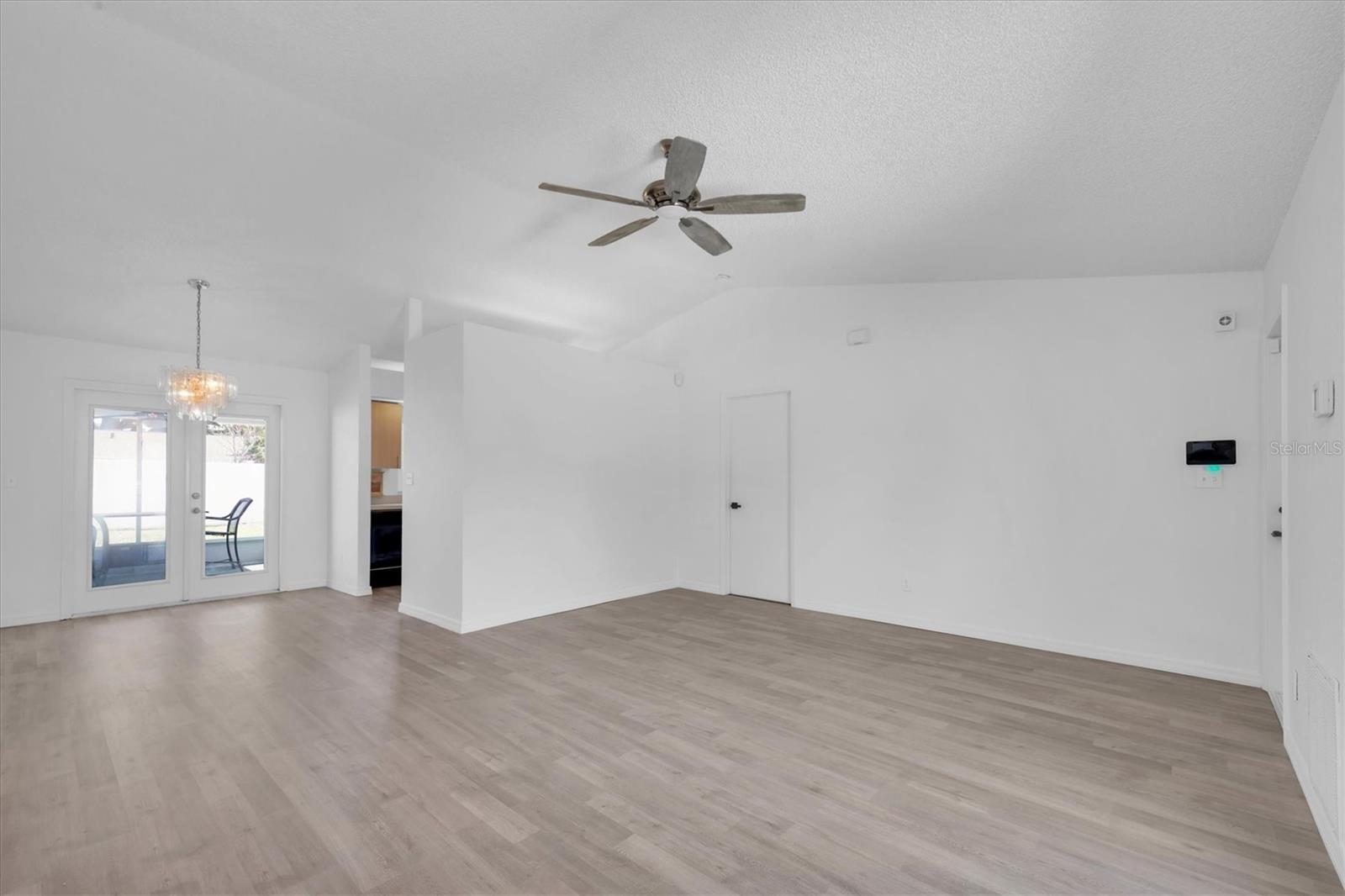 GREENDALE ESTATES 3RD ADD - Residential