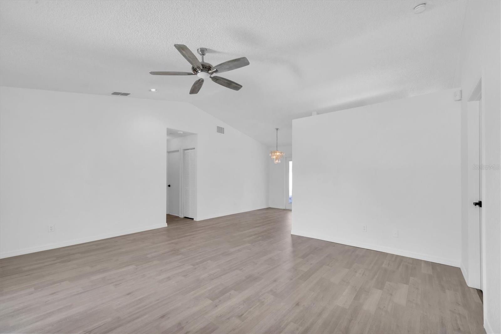 GREENDALE ESTATES 3RD ADD - Residential