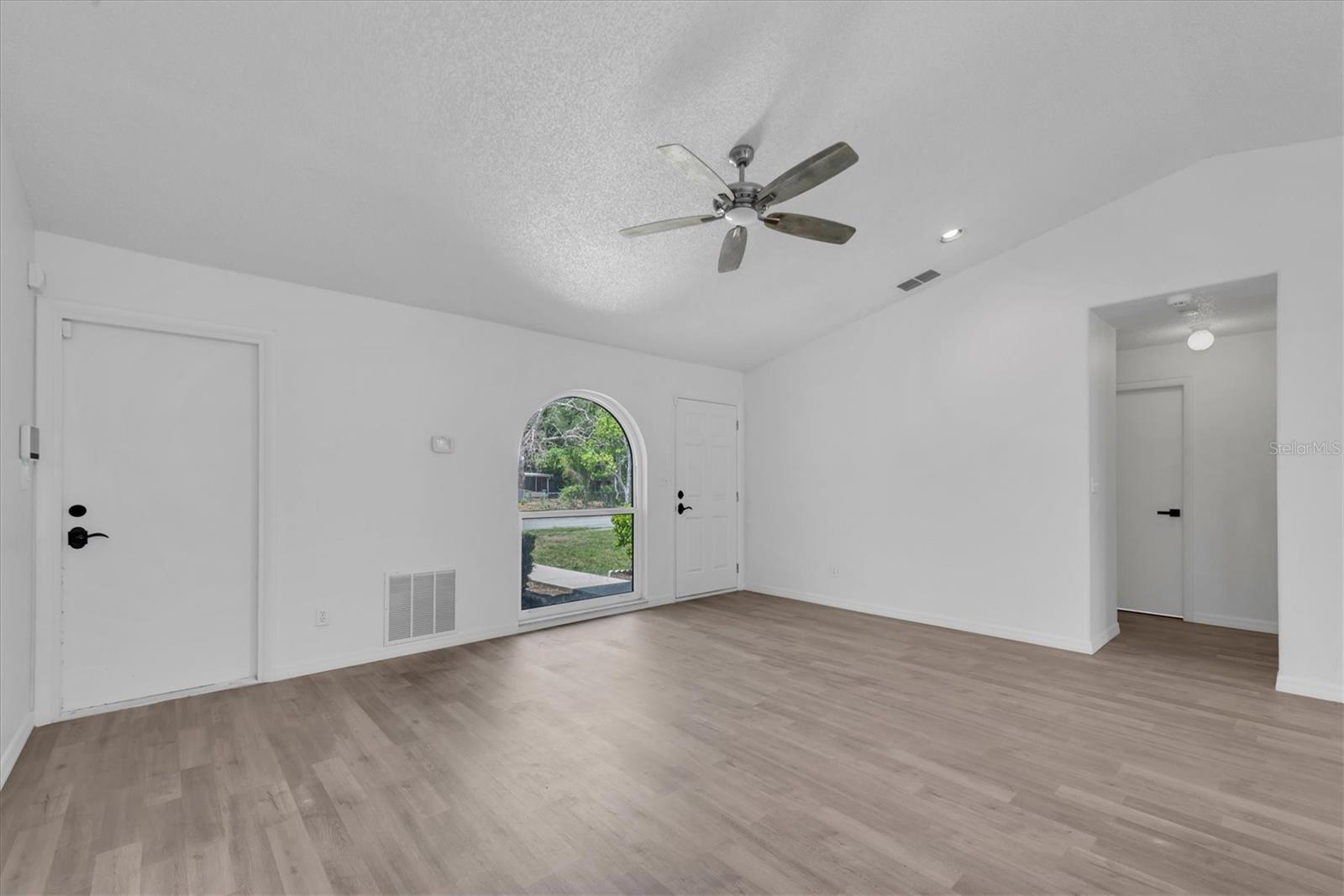 GREENDALE ESTATES 3RD ADD - Residential