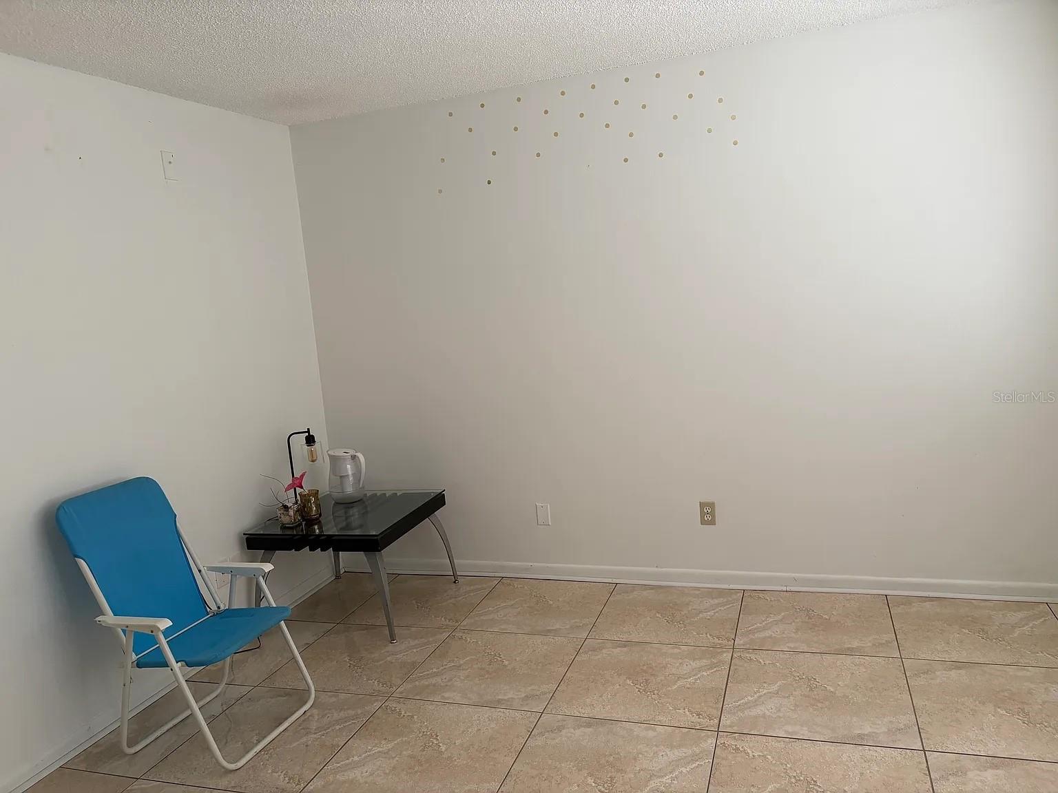 9109 W HILLSBOROUGH AVENUE J207