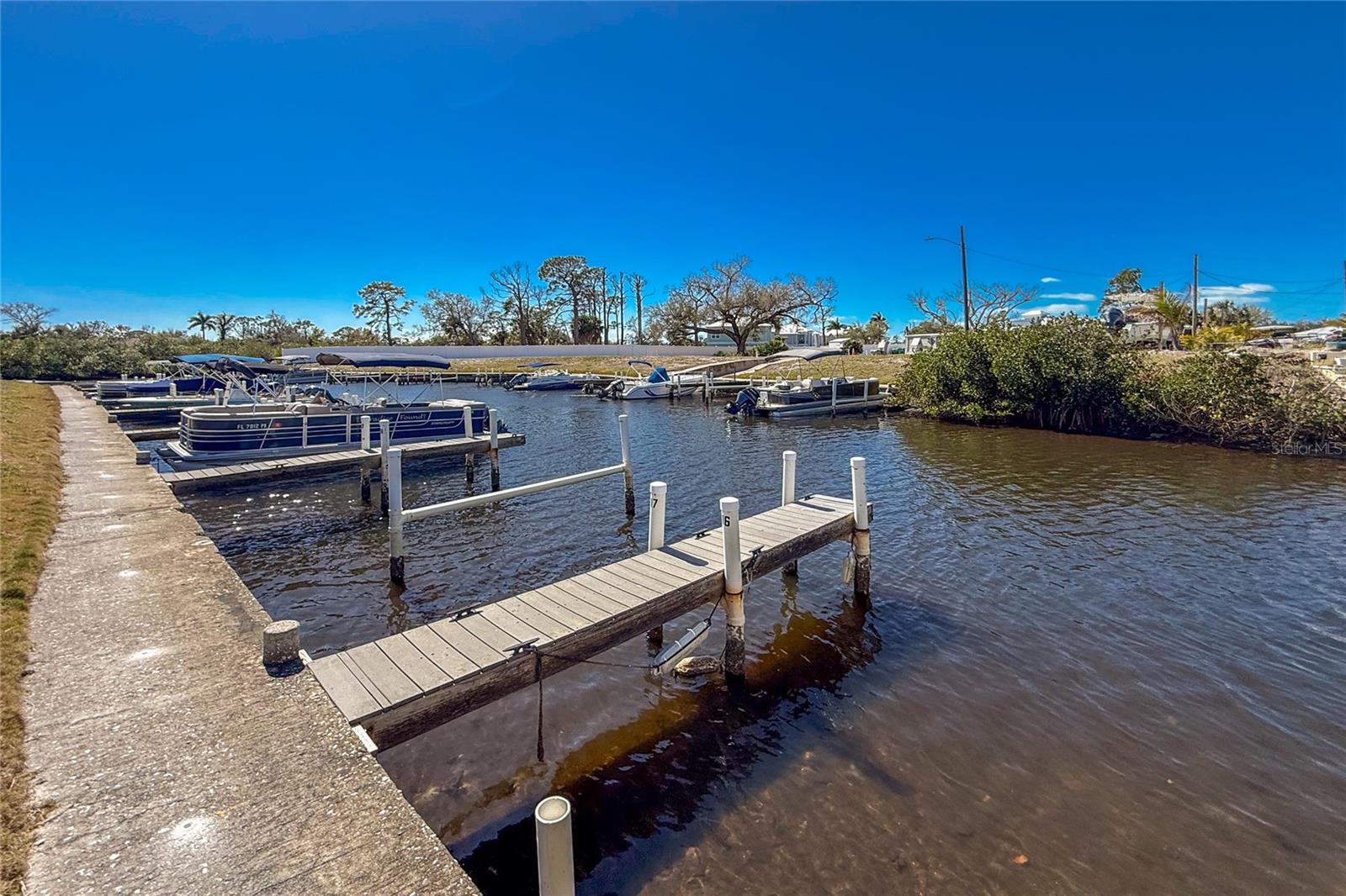 MOBILE GARDENS - Residential