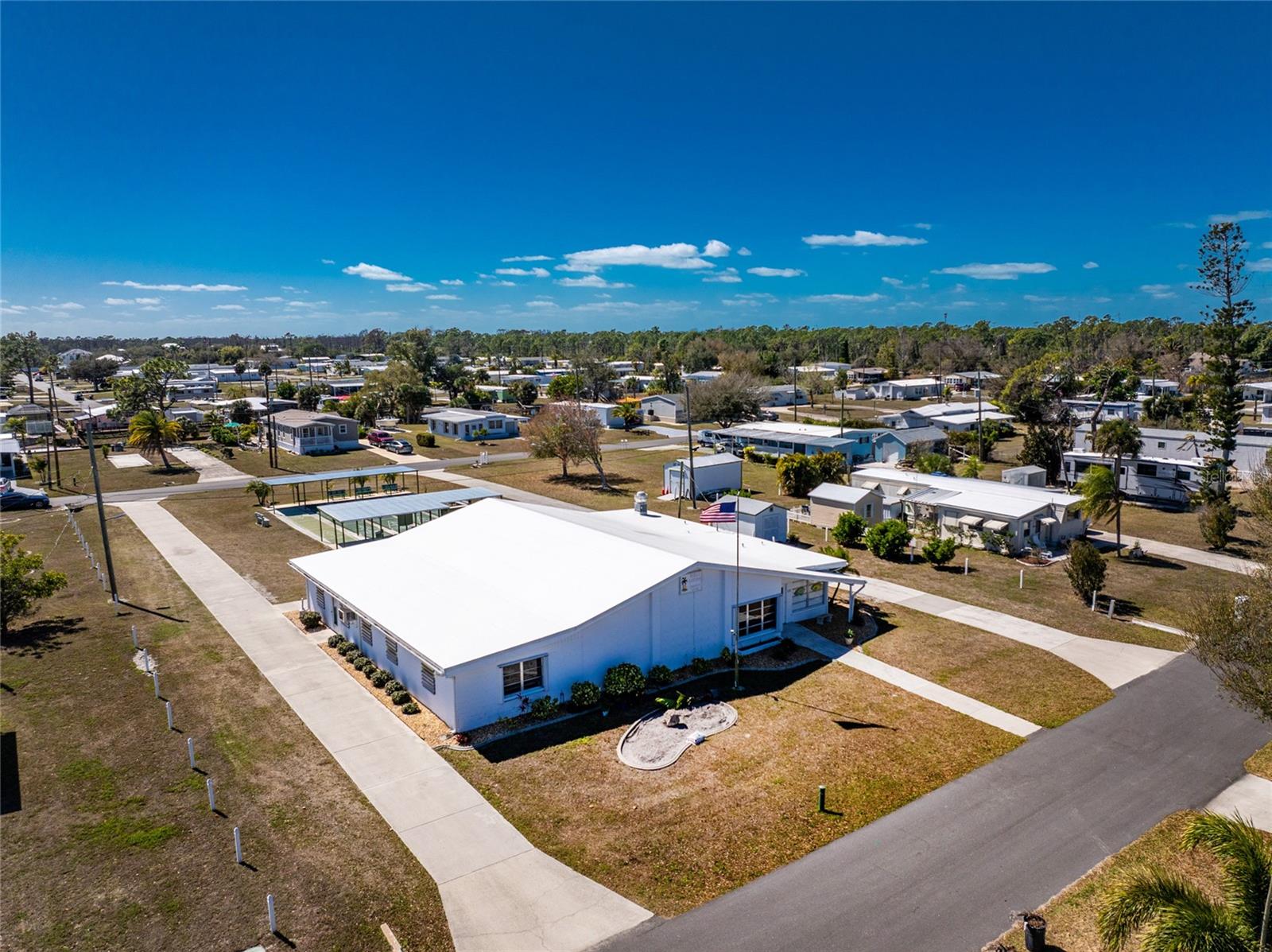 MOBILE GARDENS - Residential