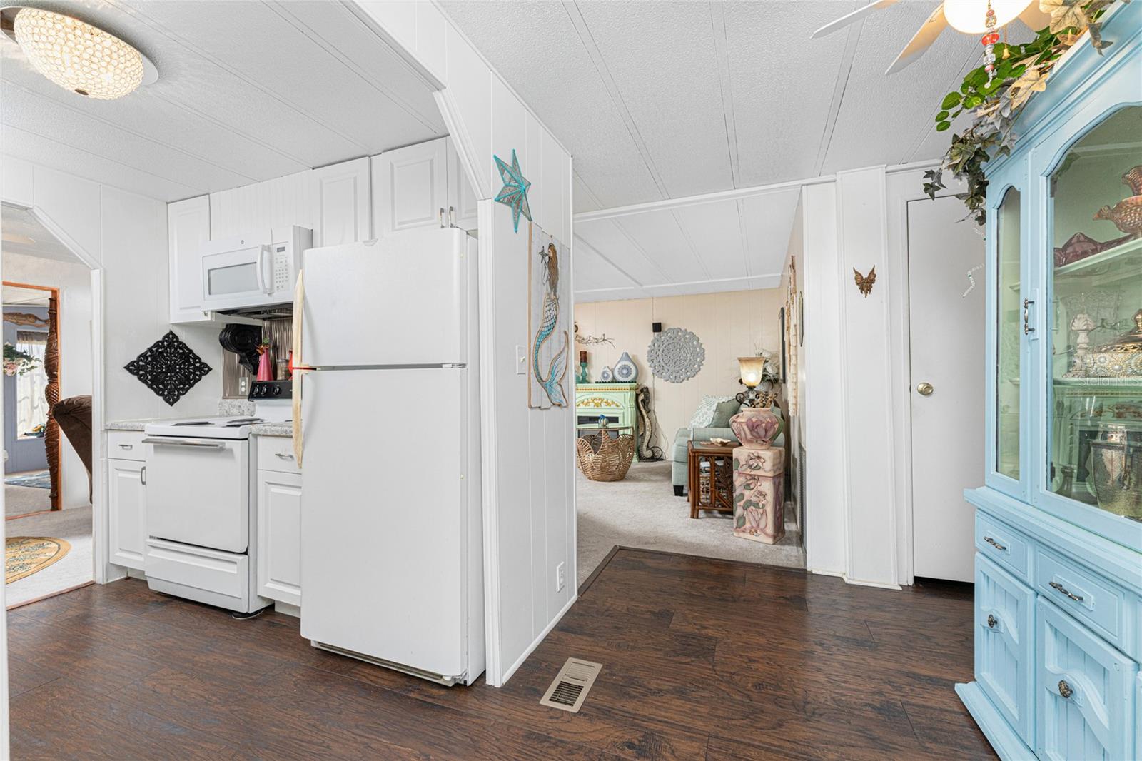 MOBILE GARDENS - Residential