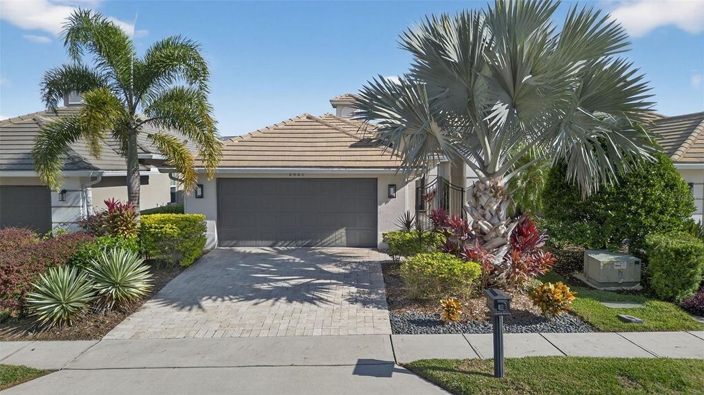Photo of 2021 Sherbrook Avenue, Davenport, FL 33837 (MLS # S5137202)