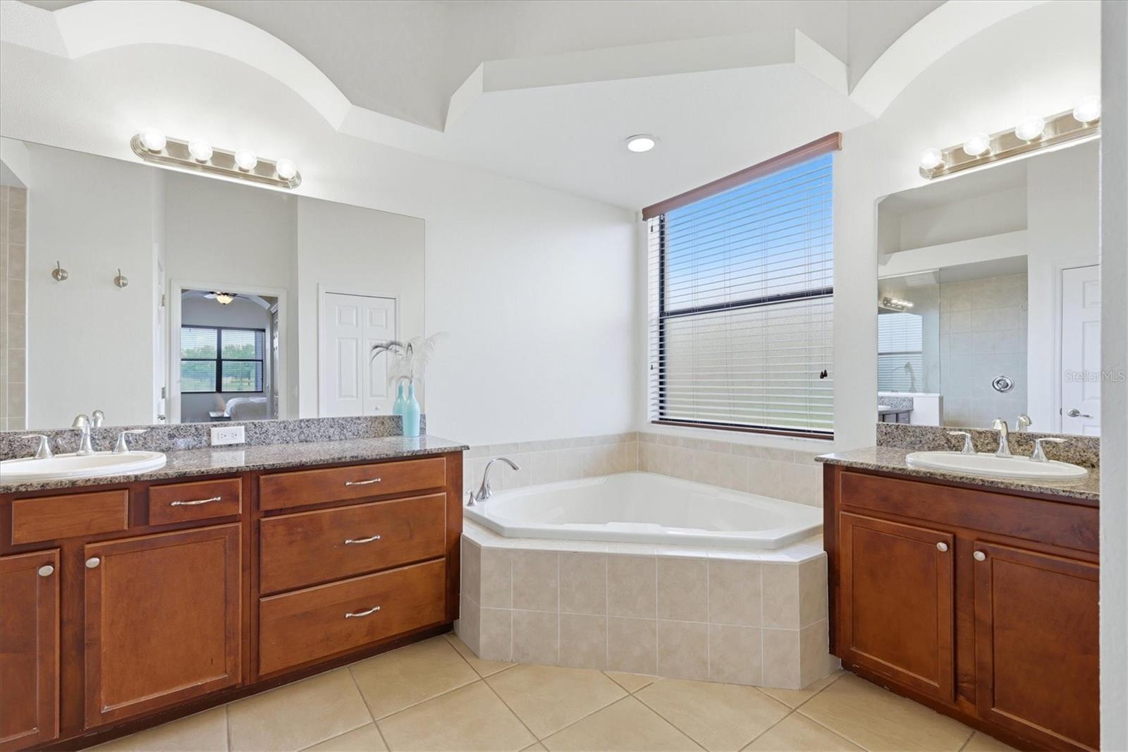 RIVER PLANTATION PH I - Residential