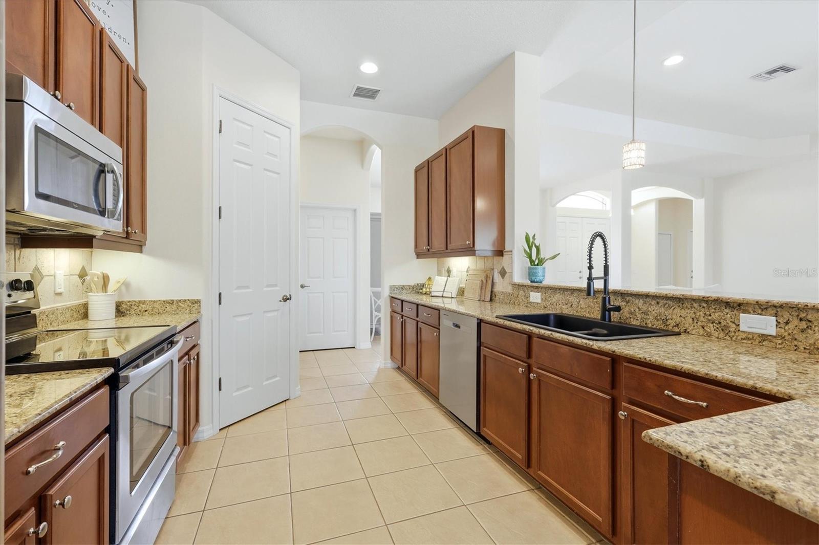 RIVER PLANTATION PH I - Residential