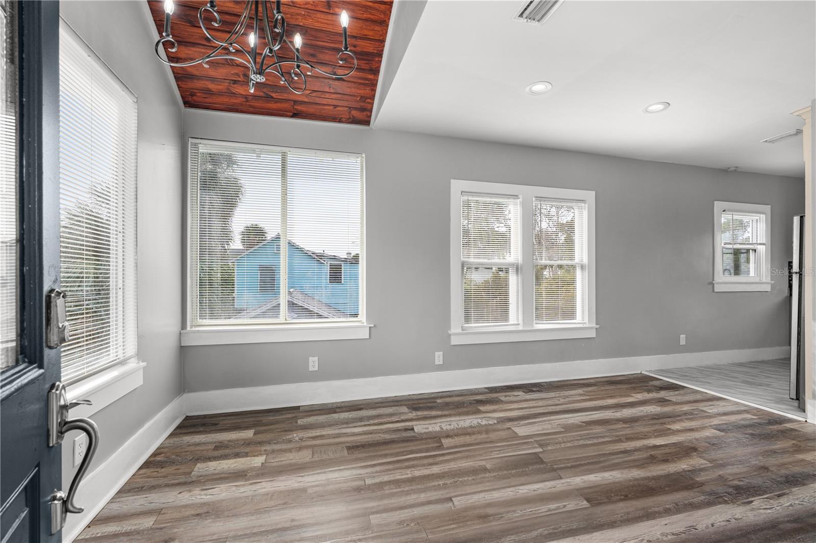 MARSHALL PARK DAYTONA BEACH - Residential Income