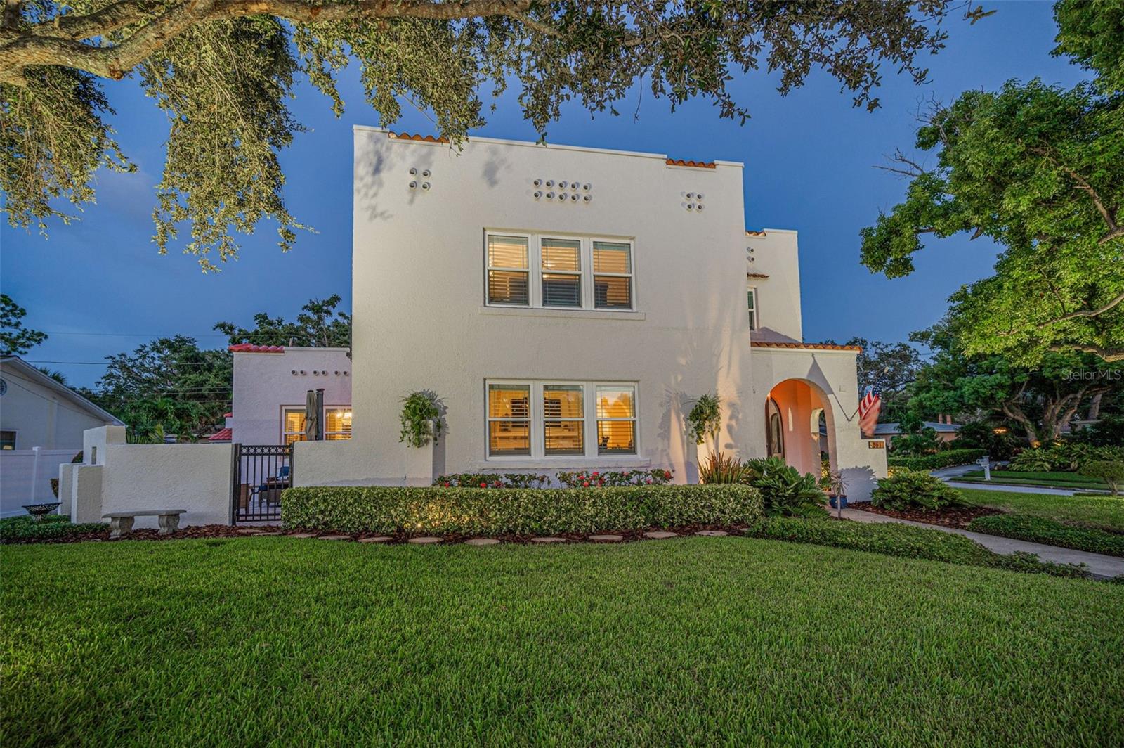 301 CITRUS AVENUE