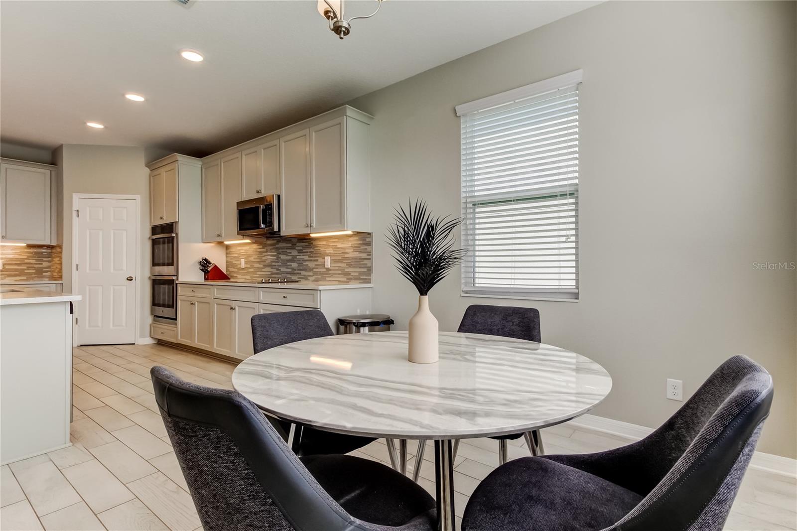 EPPERSON NORTH VILLAGE A-4B & A-4C - Residential Lease