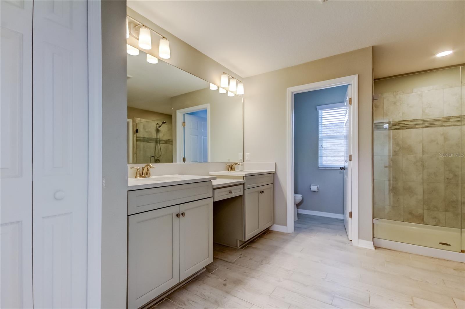EPPERSON NORTH VILLAGE A-4B & A-4C - Residential Lease