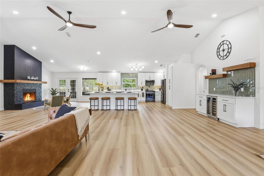 Photo of 19518 NW 78th Avenue, Alachua, FL 32615 (MLS # GC539295)