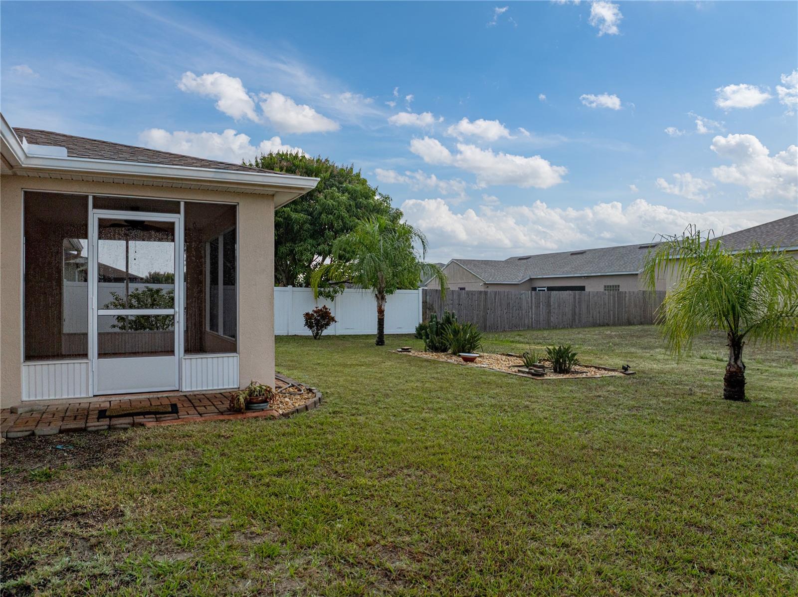 SAVANNA POINTE - Residential