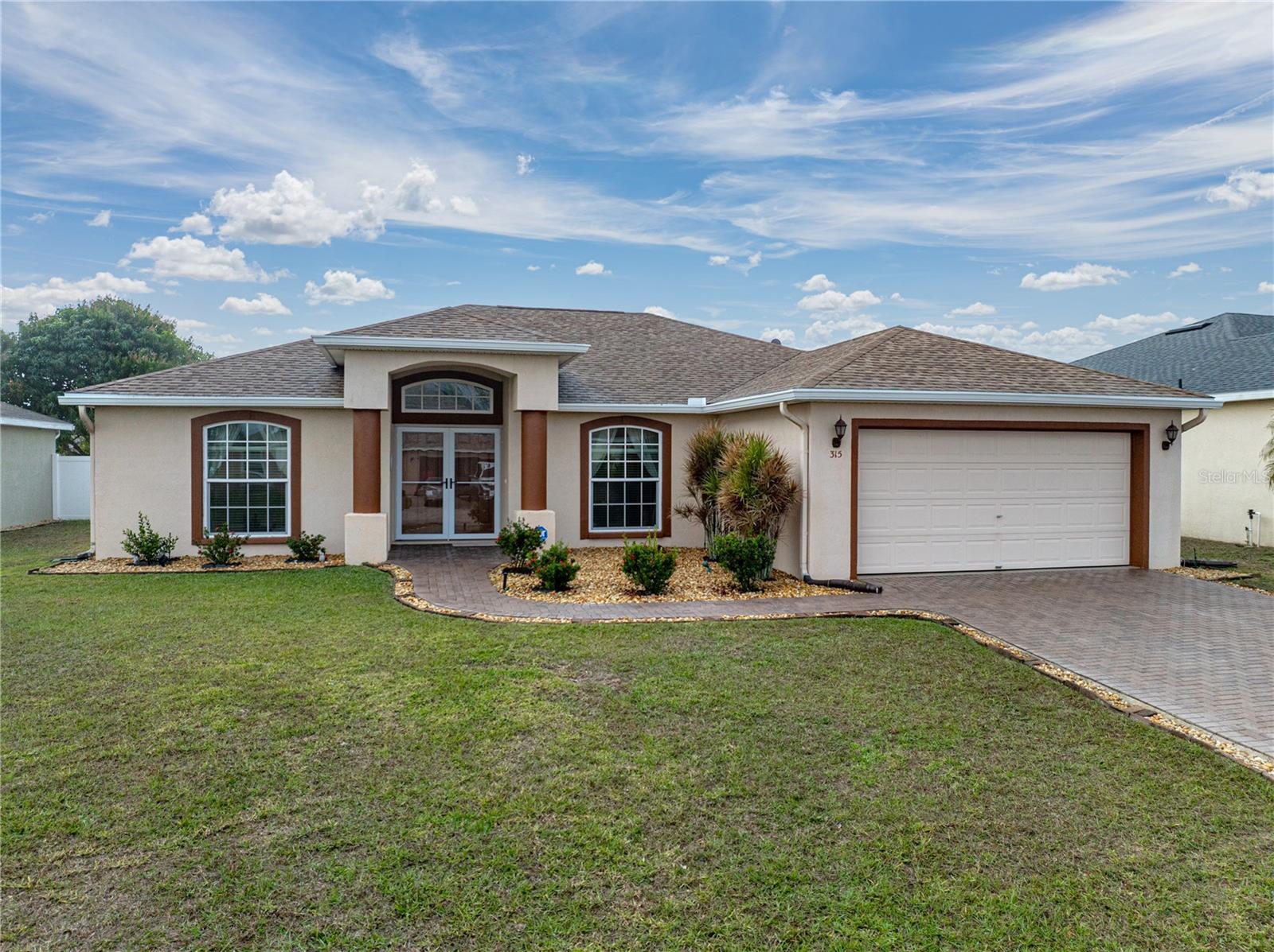 SAVANNA POINTE - Residential