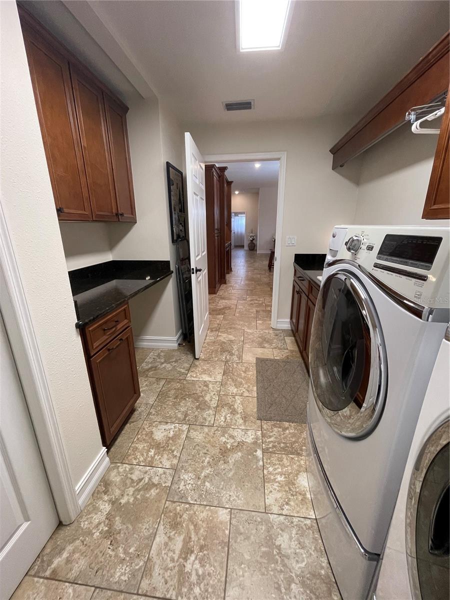 COUNTRYPARK - Residential