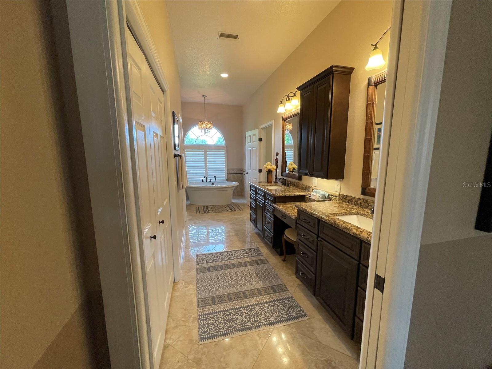 COUNTRYPARK - Residential