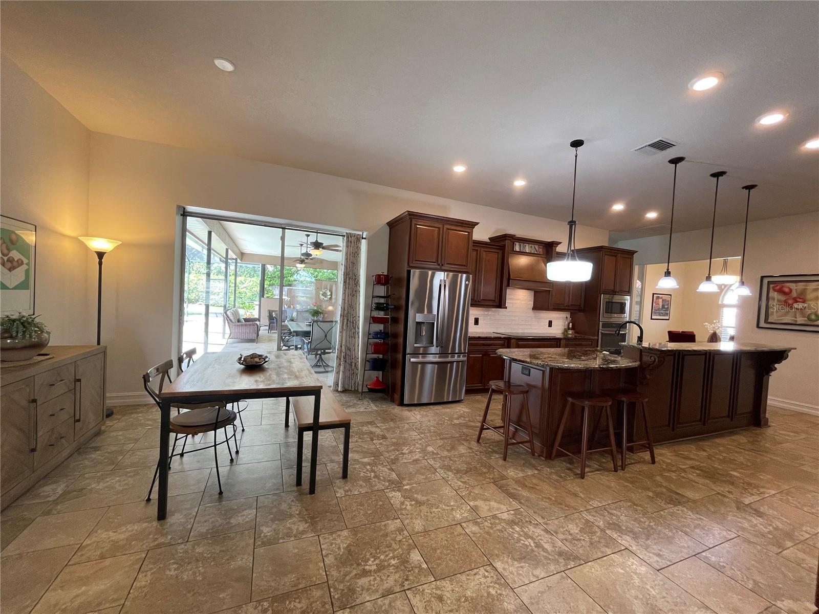 COUNTRYPARK - Residential