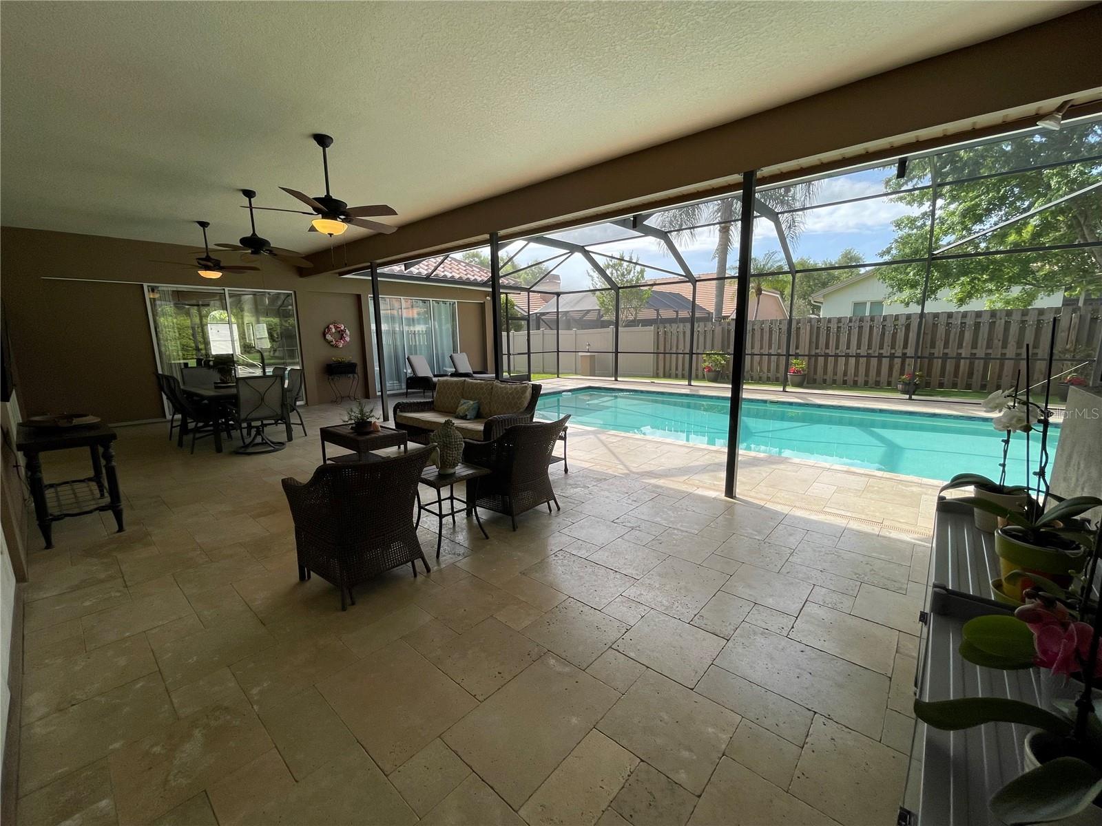 COUNTRYPARK - Residential