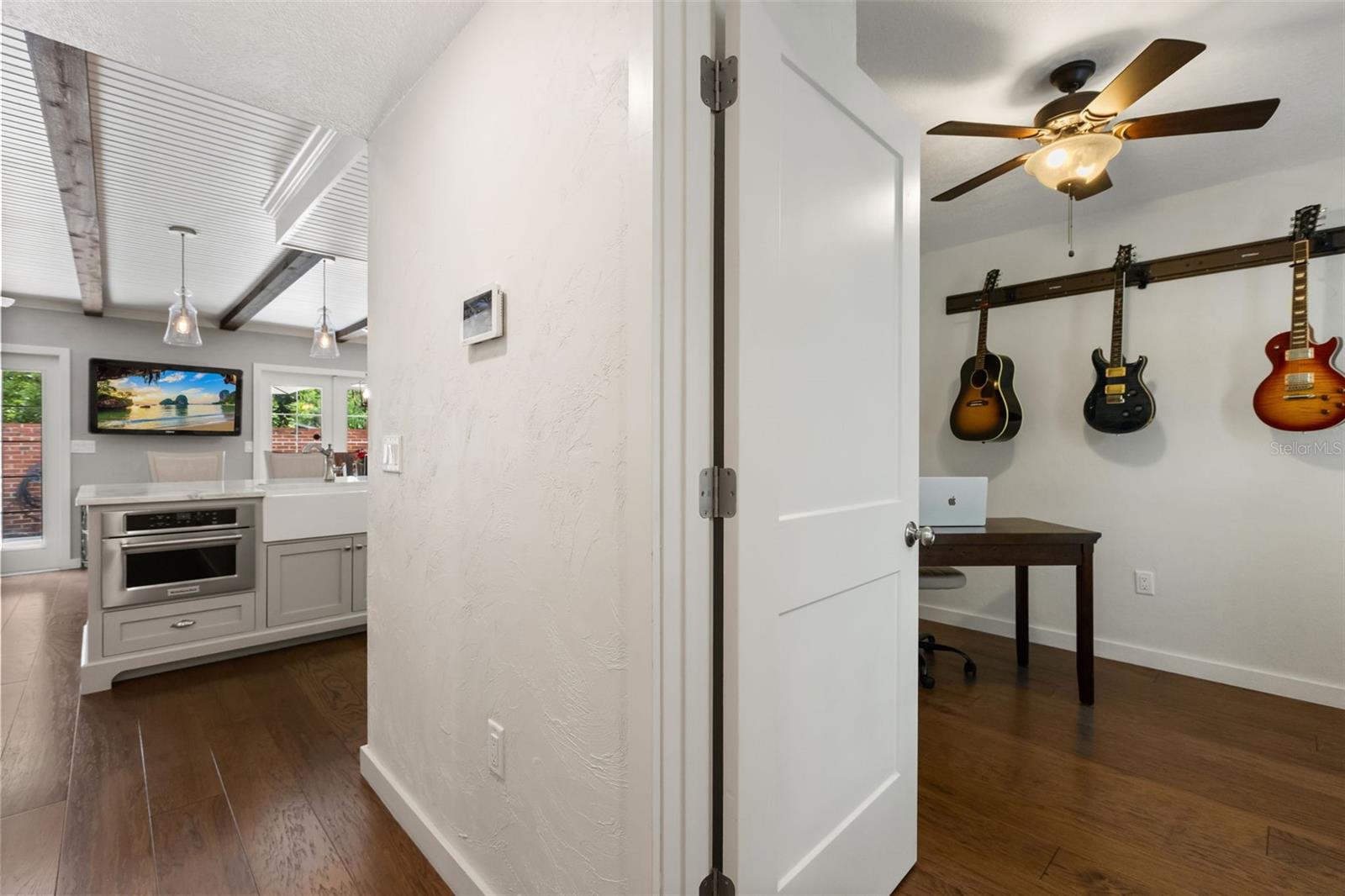 YORKFIELD SQUARE - Residential