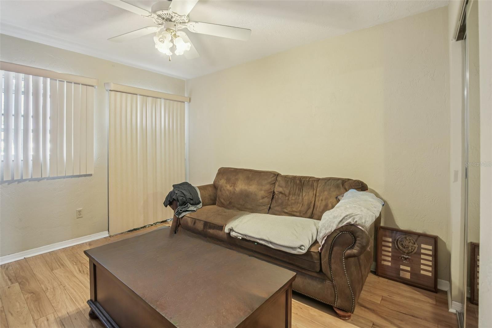 ON TOP OF THE WORLD - Residential