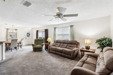 Tiny photo for 2019 Thurmond Avenue, The Villages, FL 32162 (MLS # G5112090)