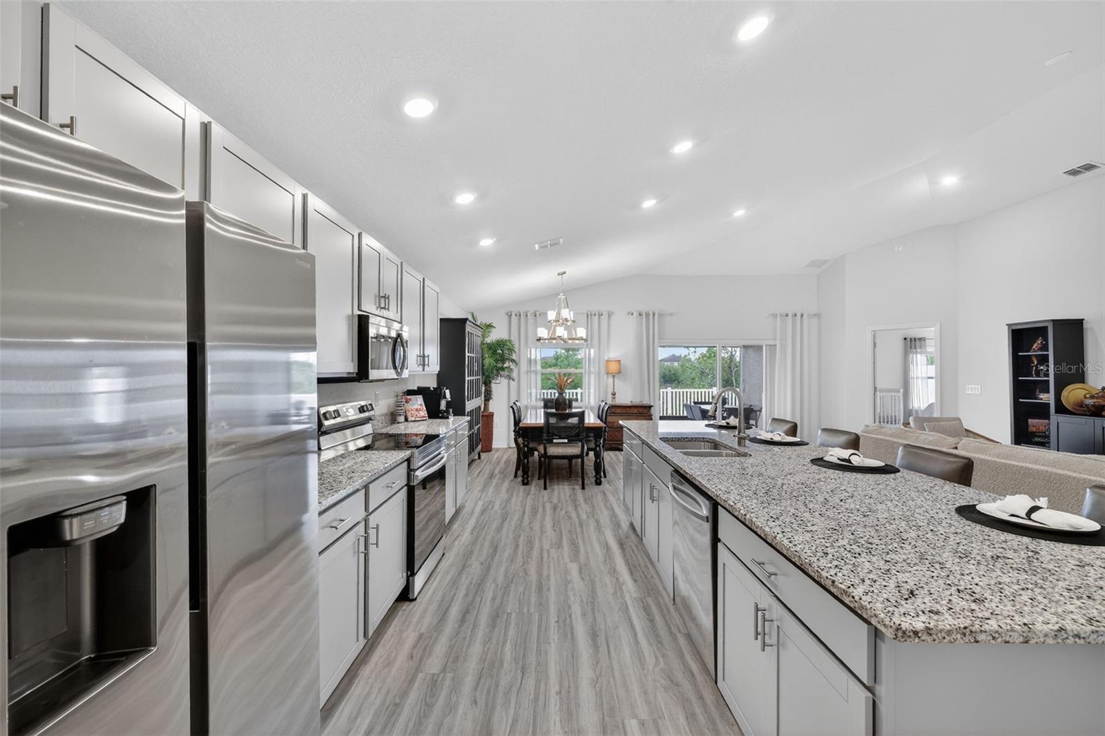 RIDGEWOOD SOUTH - Residential