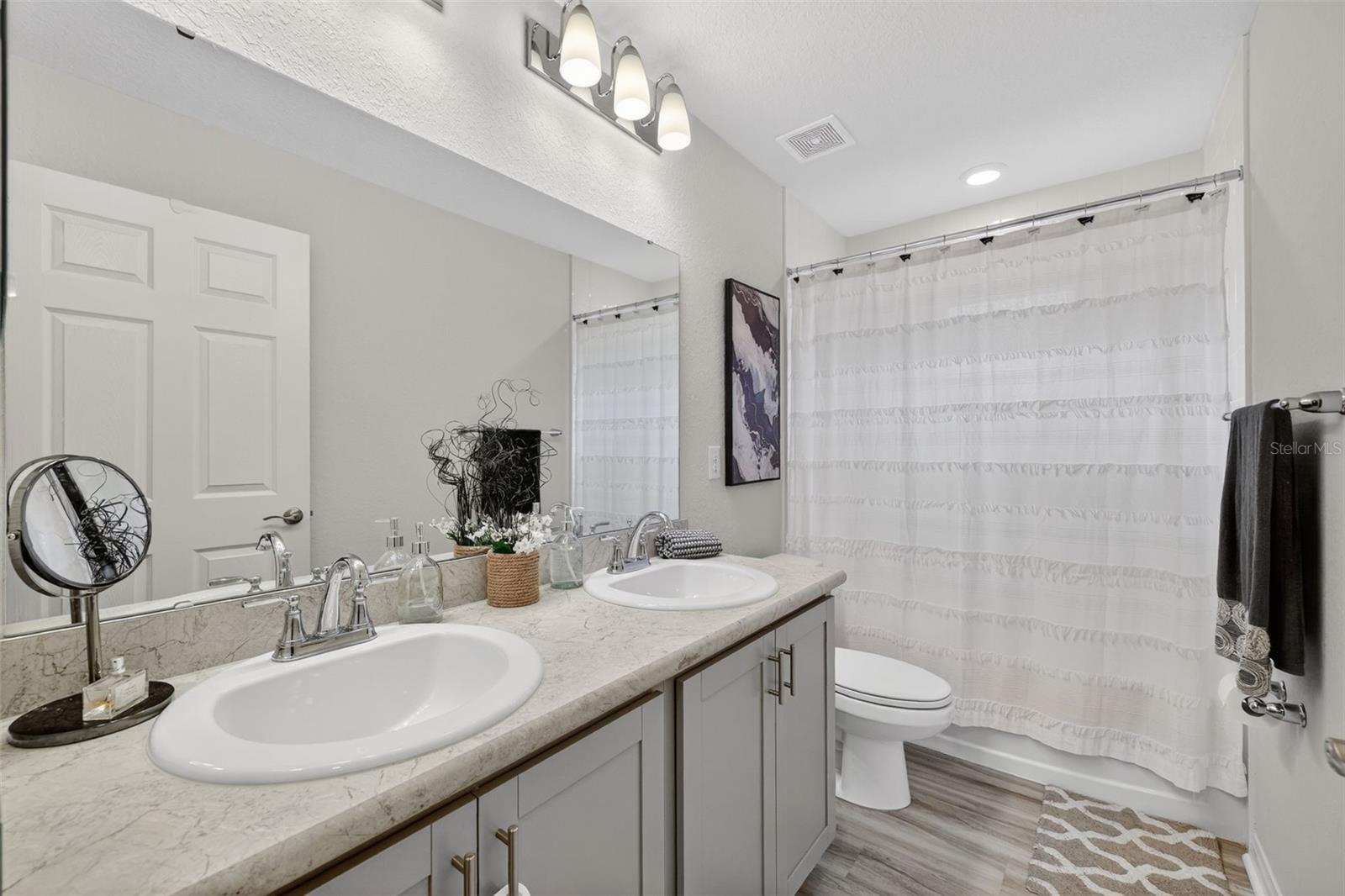 RIDGEWOOD SOUTH - Residential