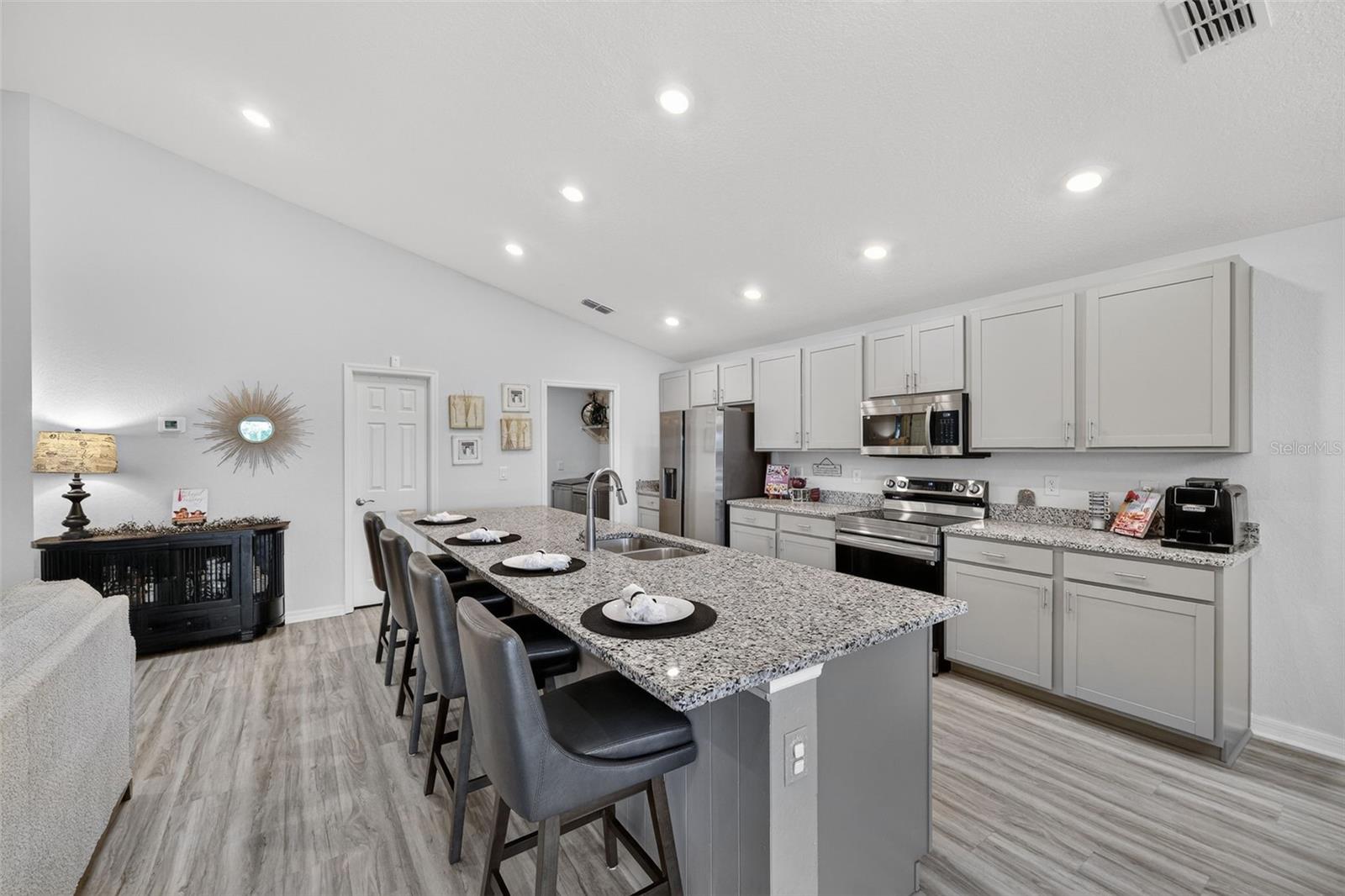 RIDGEWOOD SOUTH - Residential