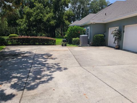 A home in HAINES CITY