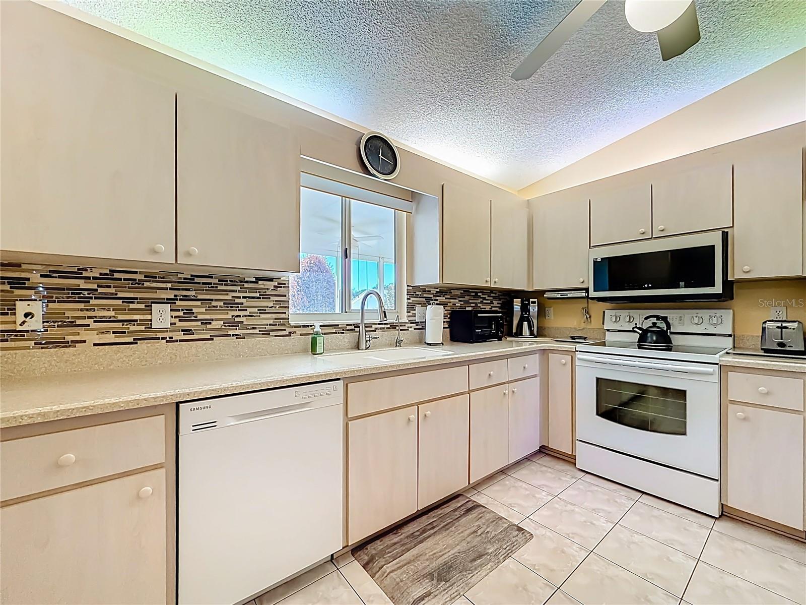 SPRUCE CRK SOUTH 08 - Residential