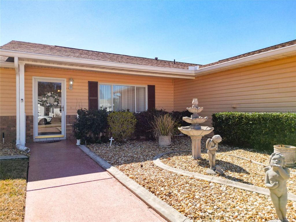 Photo of 9826 SE 178th Lane, Summerfield, FL 34491 (MLS # G5107726)