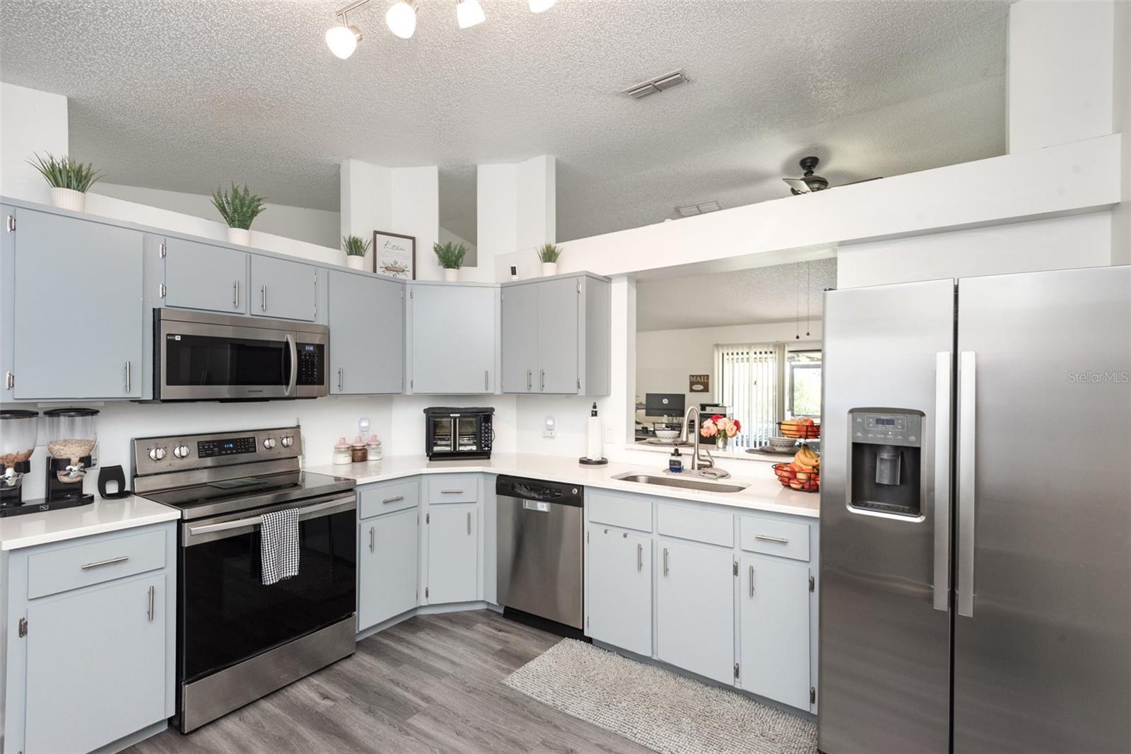 DELTONA LAKES UNIT 32 - Residential