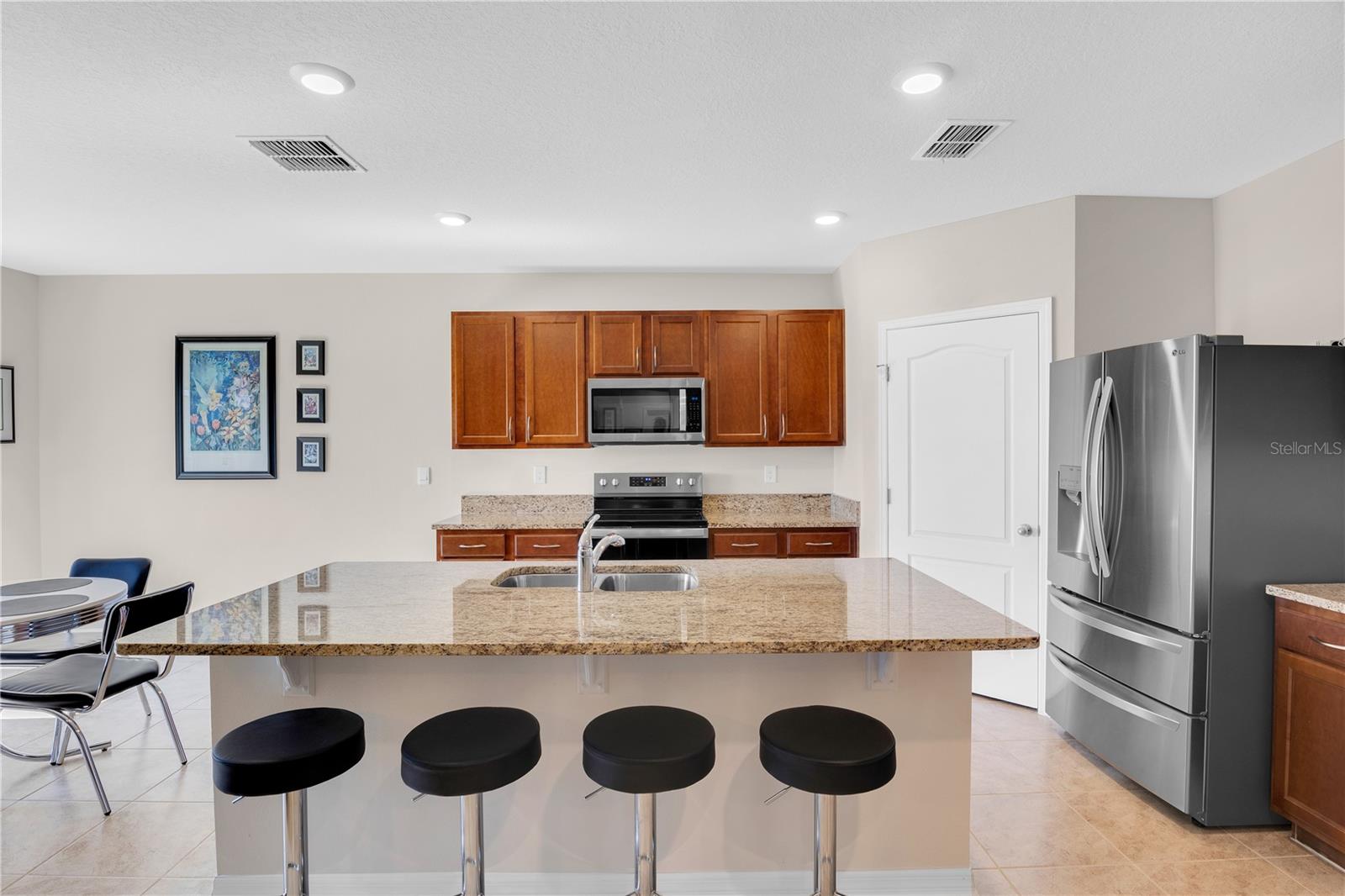 INMAN GROVES - Residential