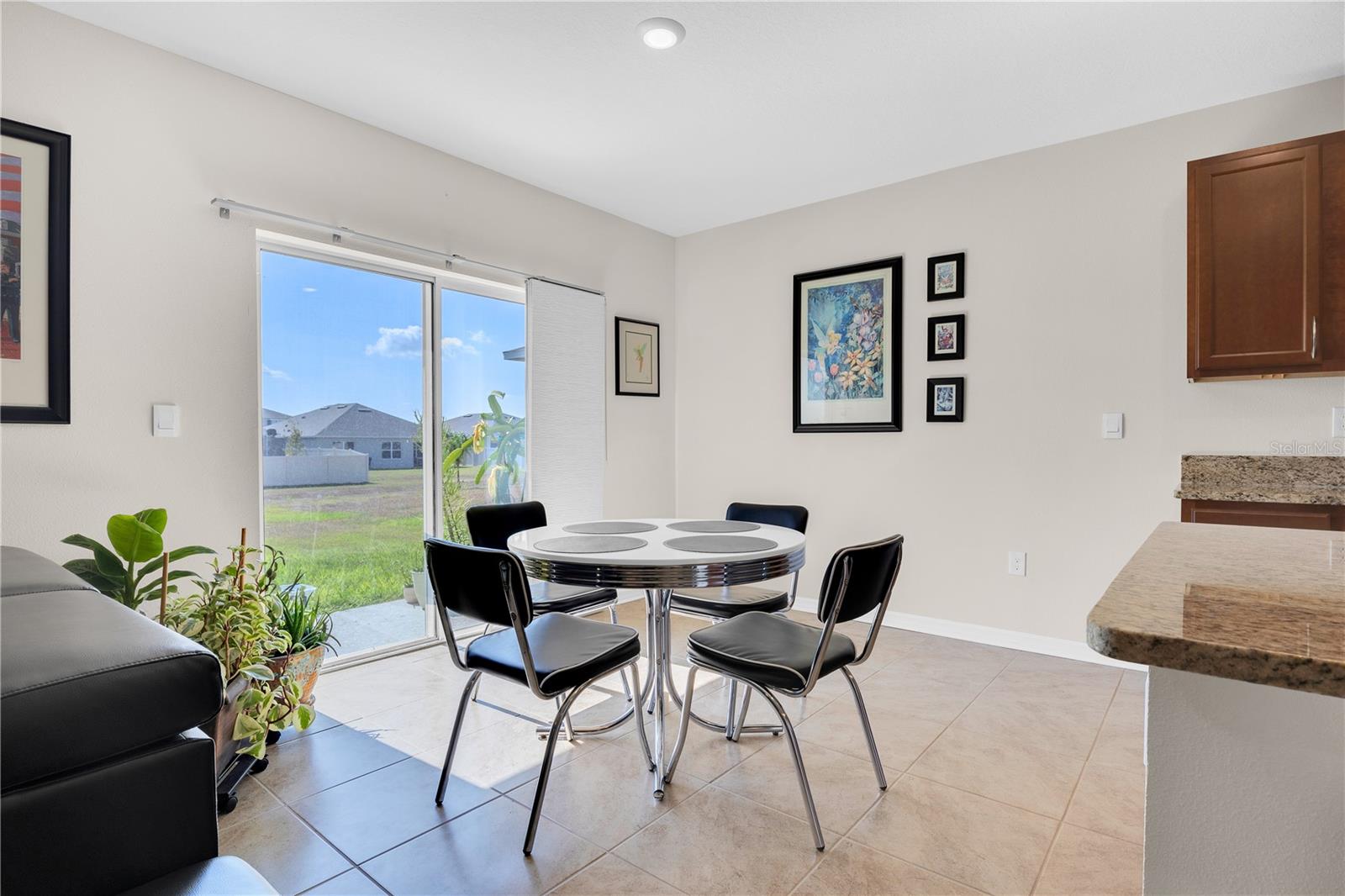 INMAN GROVES - Residential