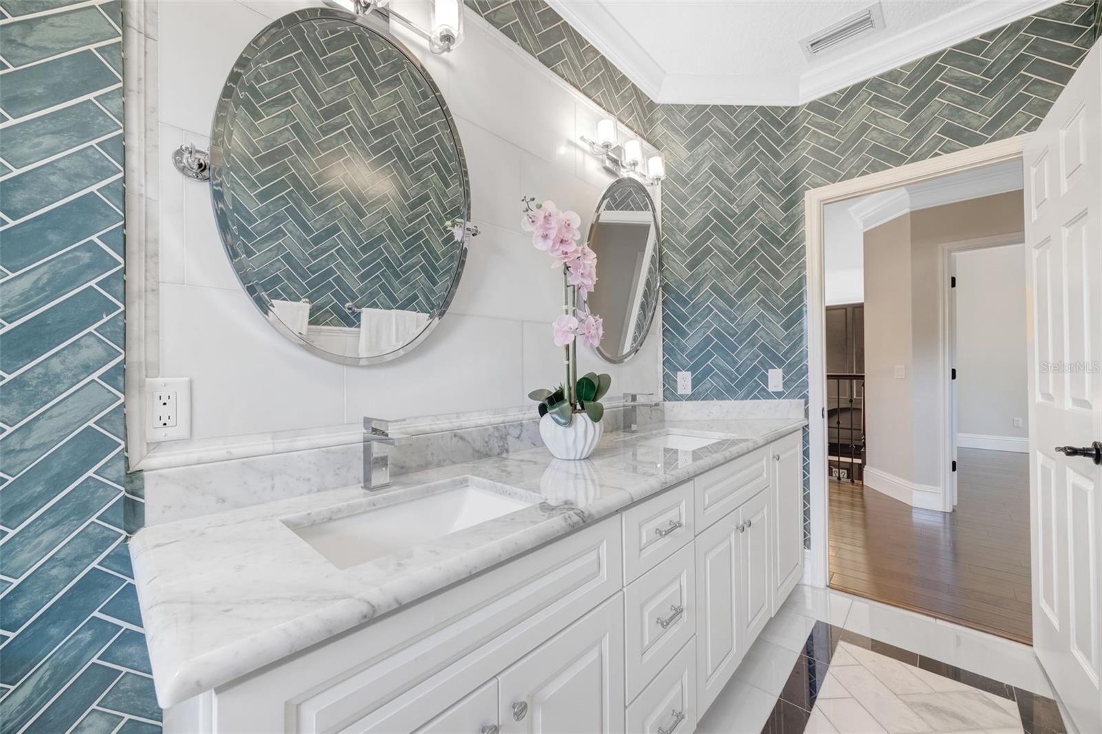 HIGHLANDS AT SAFETY HARBOR THE - Residential