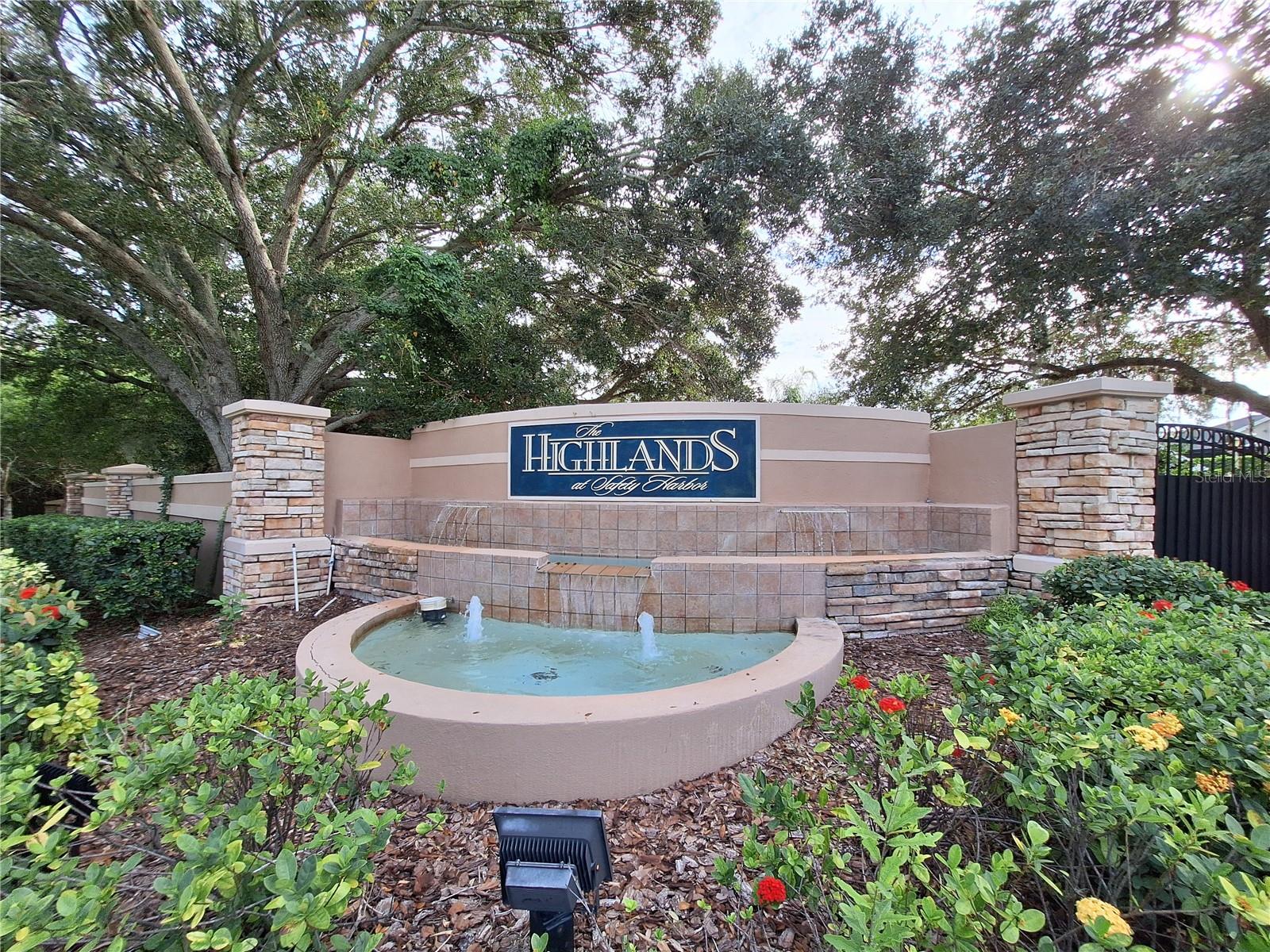 HIGHLANDS AT SAFETY HARBOR THE - Residential