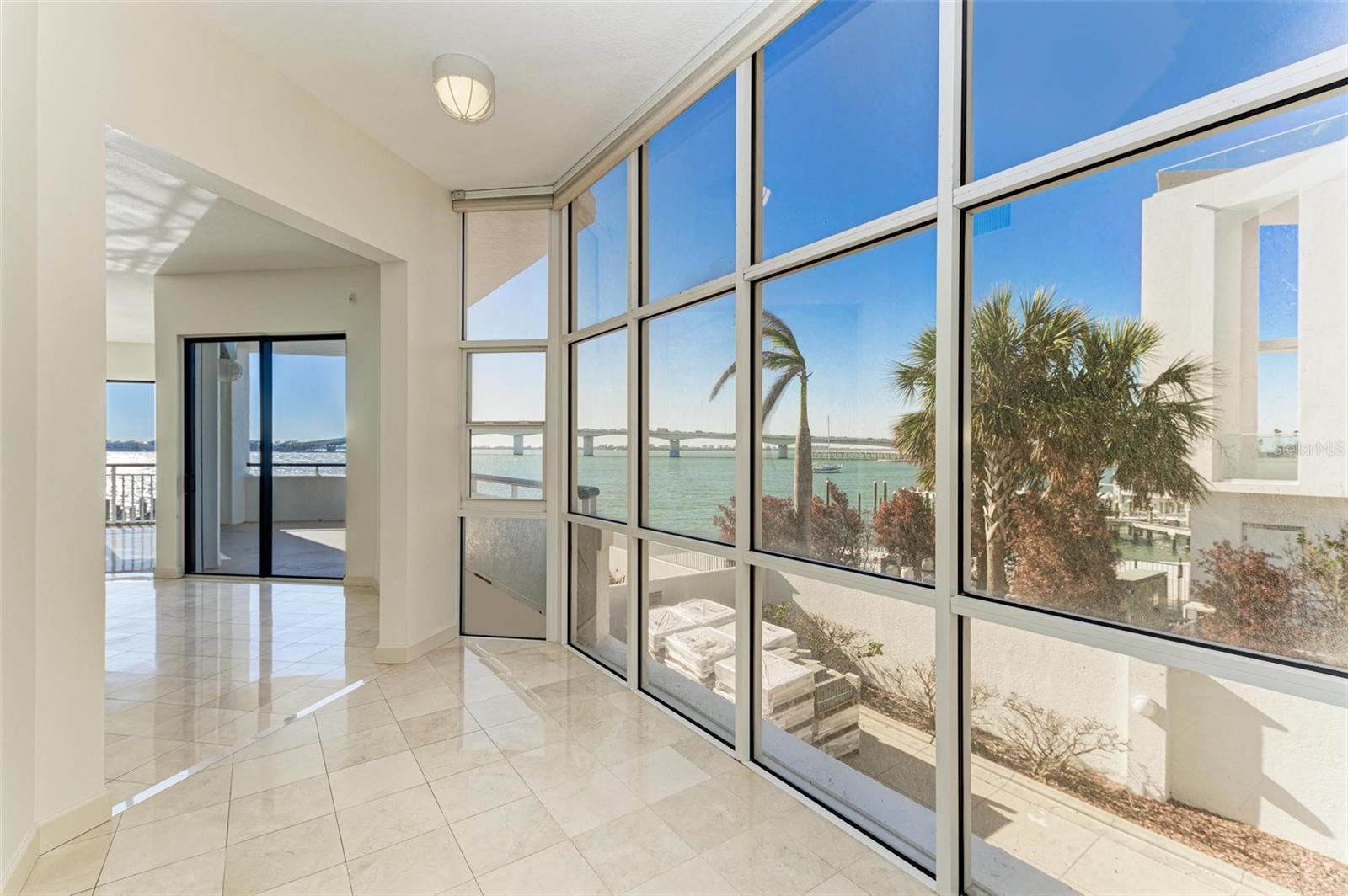 ALTA MER - Residential