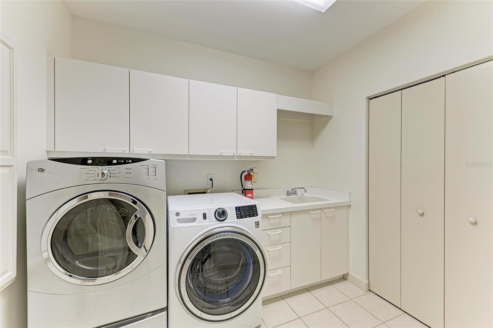 ALTA MER - Residential