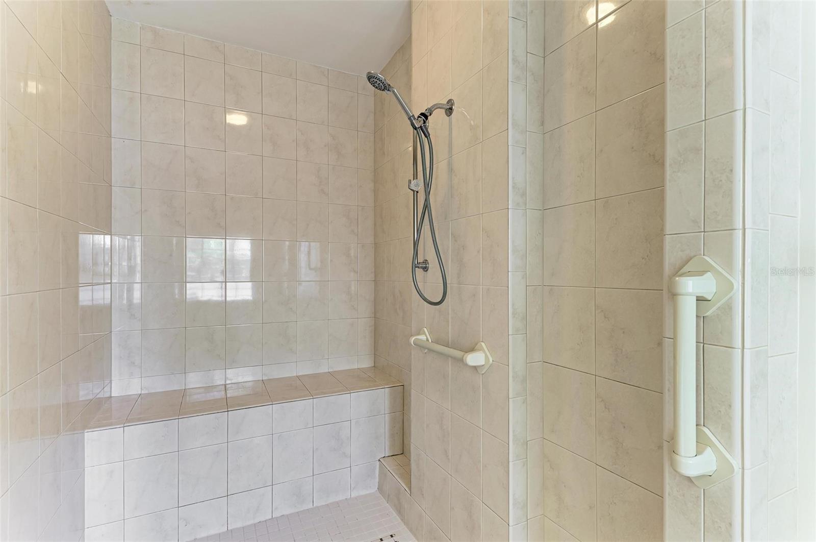 ALTA MER - Residential