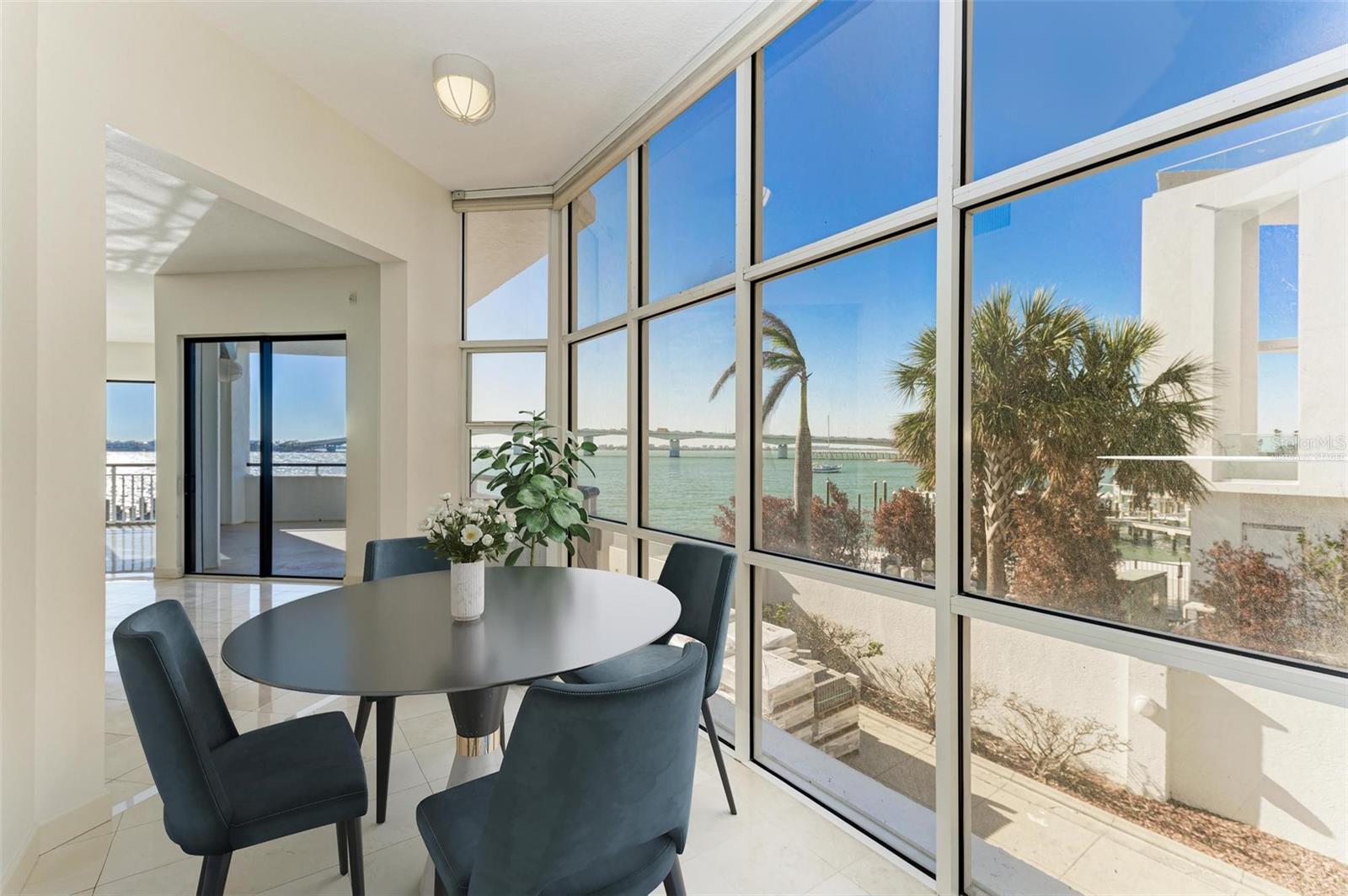 ALTA MER - Residential