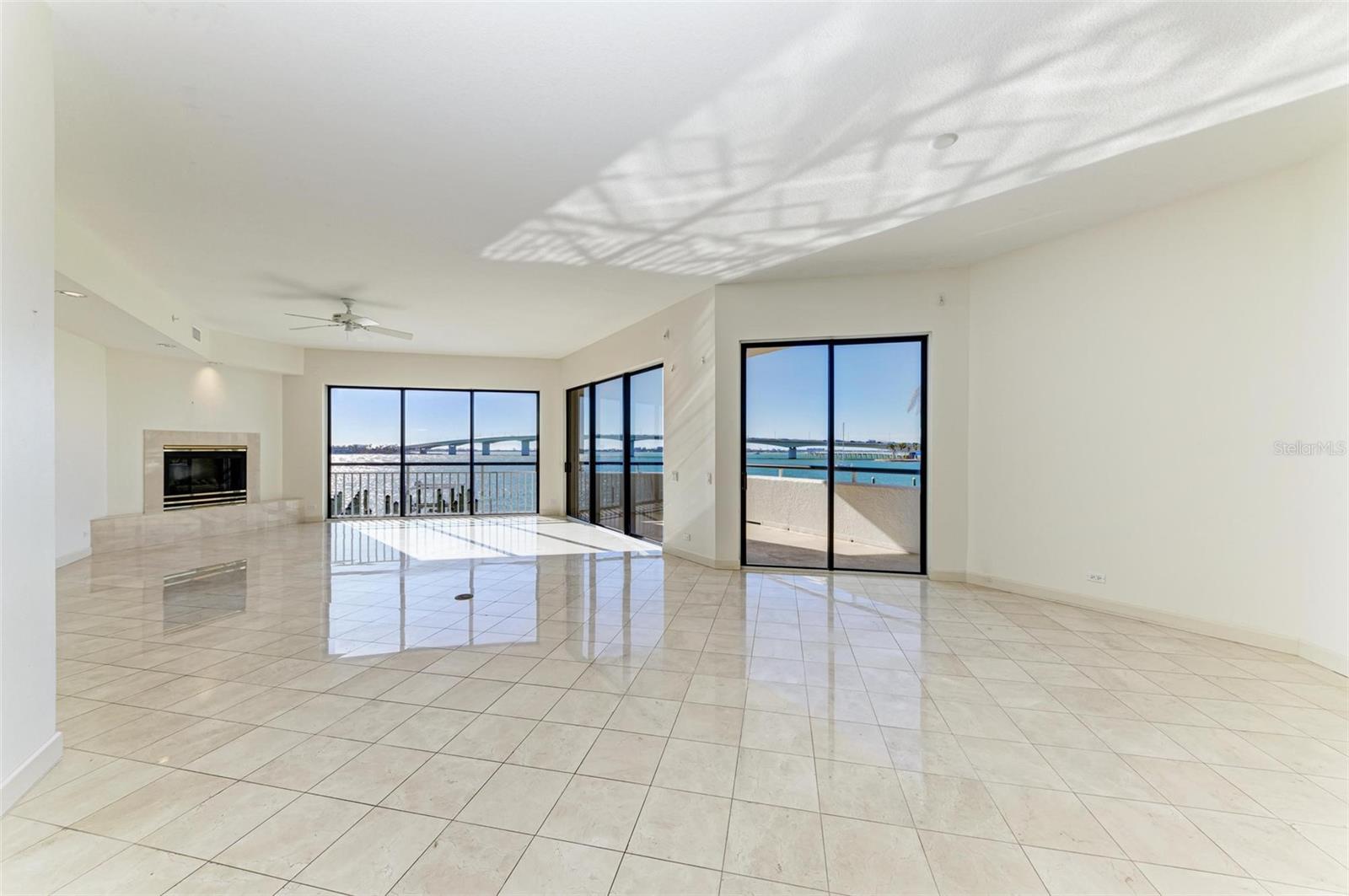 ALTA MER - Residential